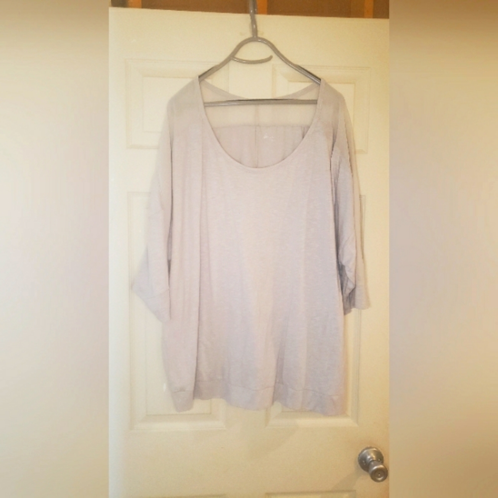 Women's Gray Long Sleeve